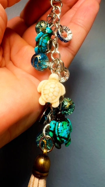 Turtle Wayfarer Beaded Keychain